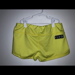 Fleo Shorts
